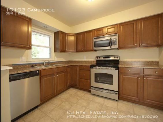 Foto del edificio - 10103 Cambridge Ave