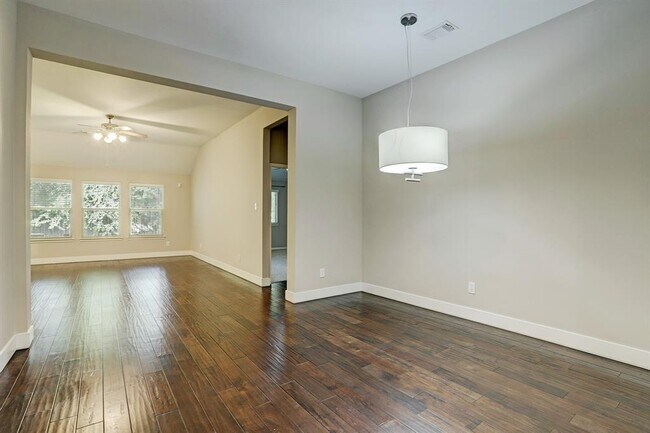 Foto del edificio - 119 S Star Ridge Cir
