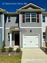 Building Photo - 10 Sweetspire Dr NW