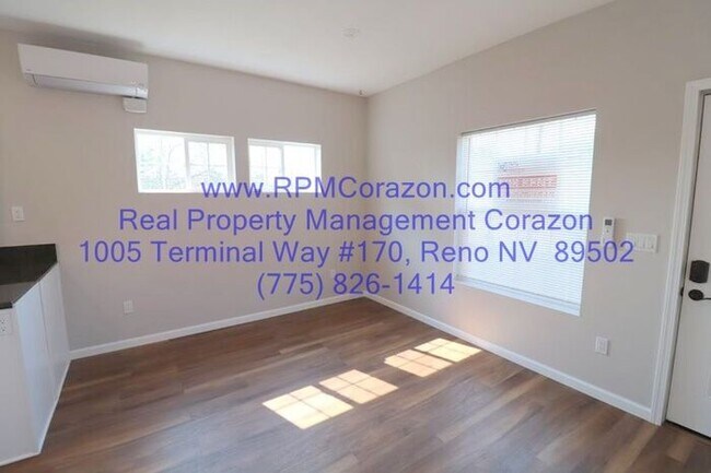 Foto del edificio - 823 Quincy St