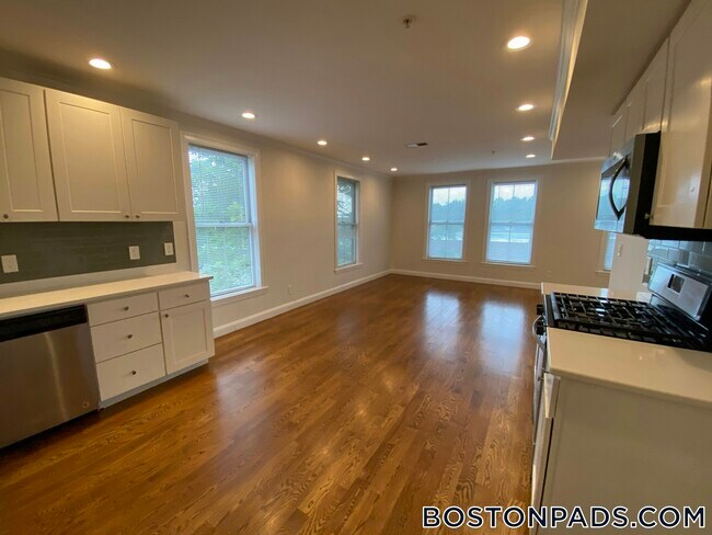 Foto del edificio - 2747 Washington St