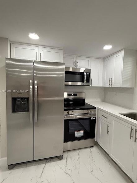 Foto del edificio - 140 NW 87th Ave