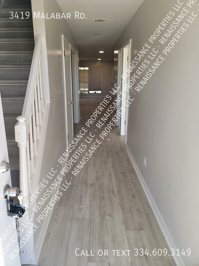 Foto del edificio - 3419 Malabar Rd