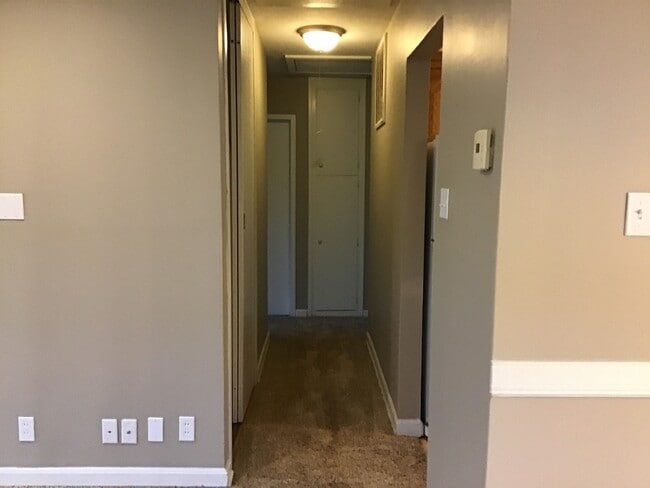 Building Photo - 3285 Lapland Dr