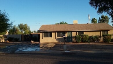 Building Photo - 4357 E Desert Cove Ave