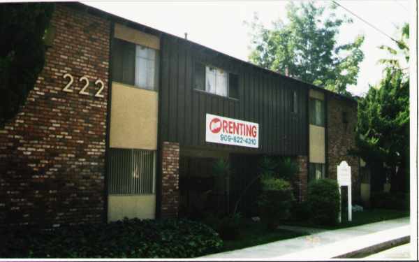 Building Photo - 222 W McKinley Ave