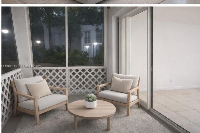 Building Photo - 14012 SW 93rd Ln