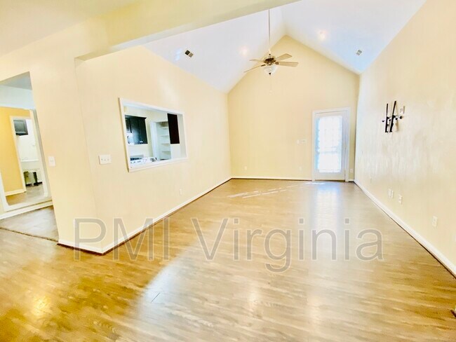 Building Photo - 4117 Pughsville Rd