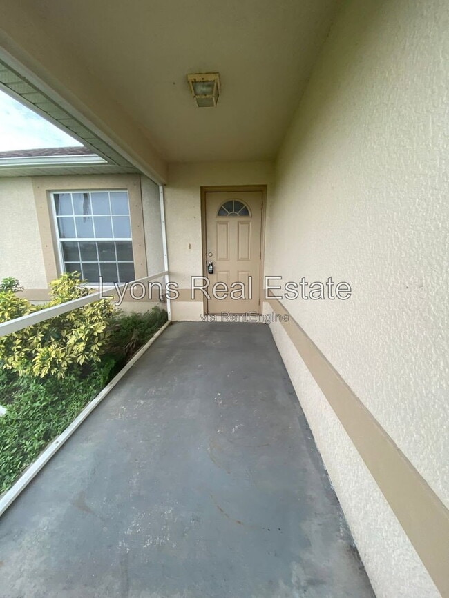 Foto del edificio - 1703 NE 17th St