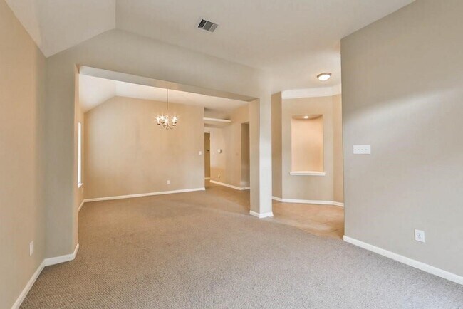 Building Photo - 20542 Avery Grove Ct