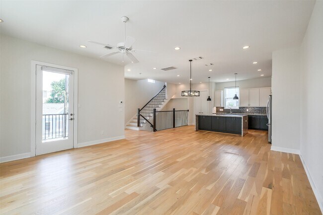 Foto del edificio - 1523 Hickory St