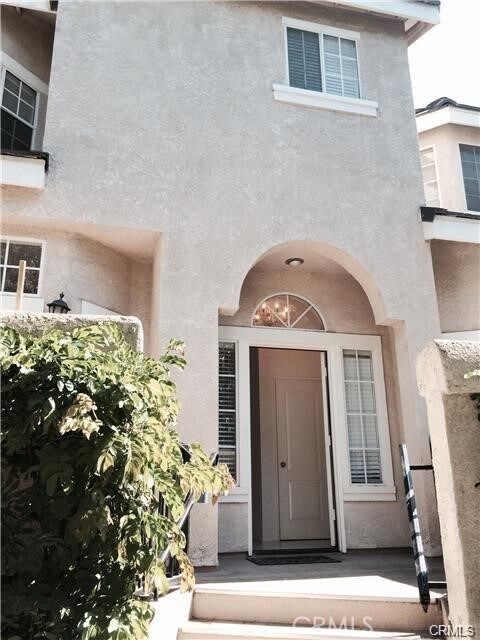 Foto principal - 2300 Maple Ave
