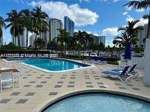 Foto del edificio - 440 Poinciana Island Dr