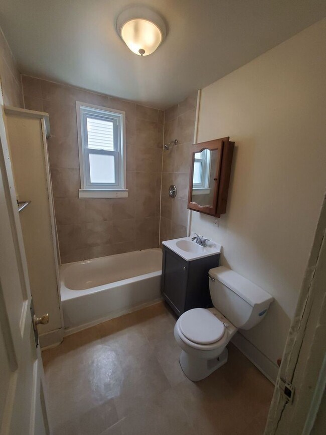 Foto del edificio - 2023-2025 N 24th St. (Duplex)