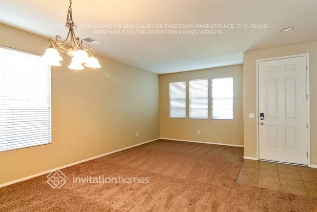 Foto del edificio - 1008 Cypress Dr