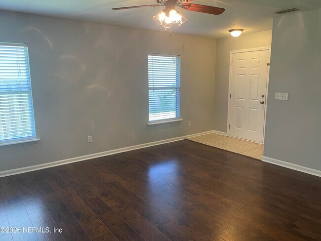 Building Photo - 283 Buck Run Way