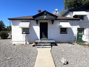 Building Photo - 1960 A St