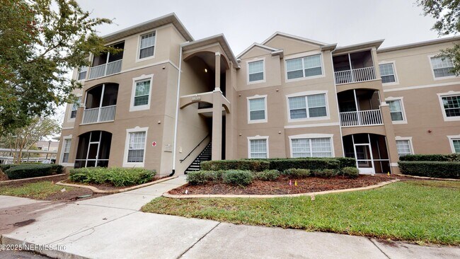 Foto del edificio - 7990 Baymeadows Cir E