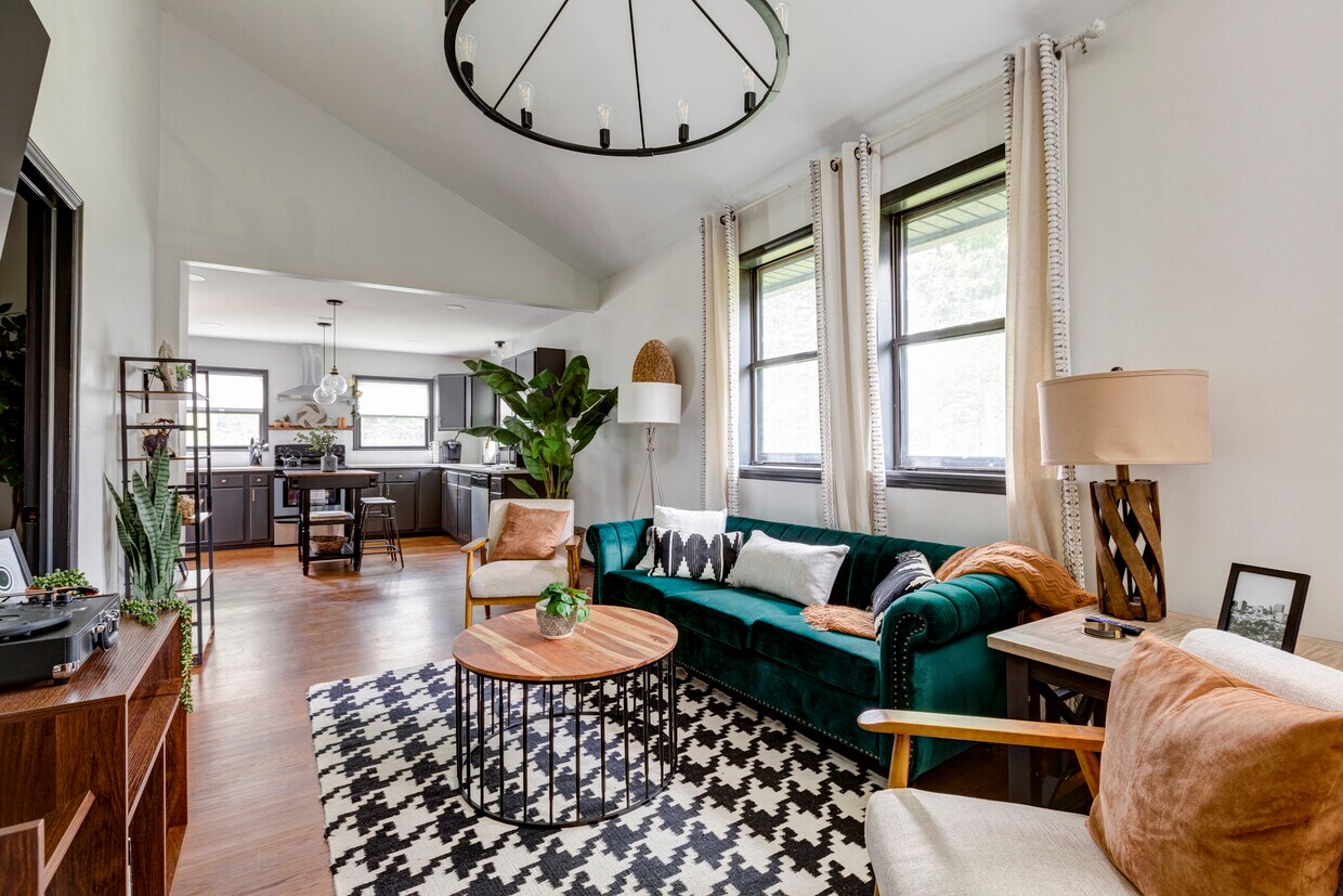Foto principal - 2406 Westfield Ave