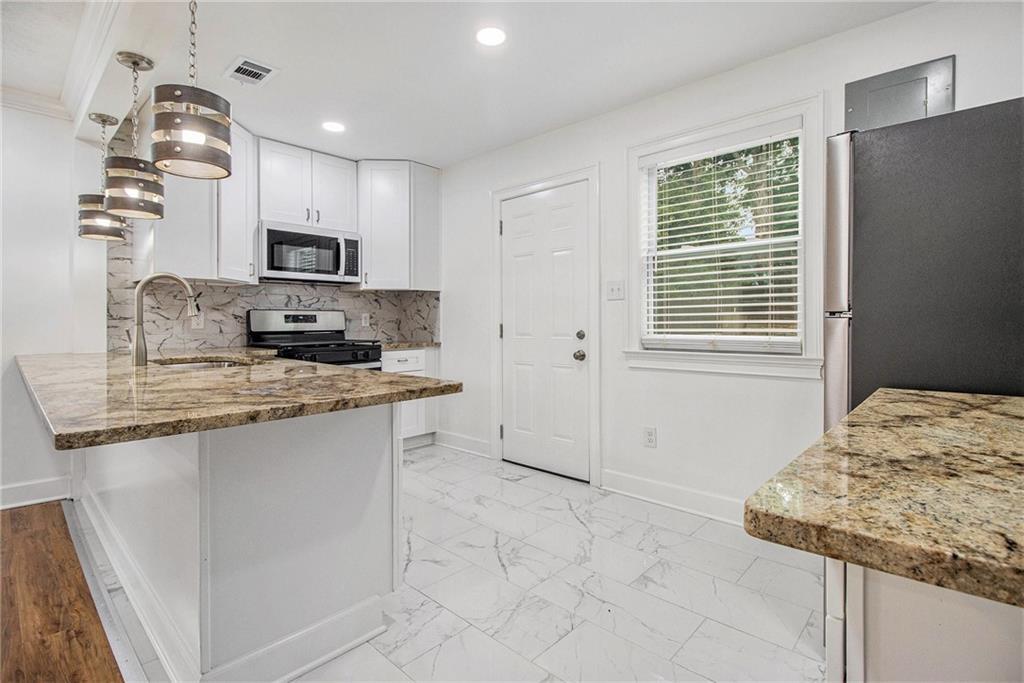 Foto principal - 639 Rufus Henderson Dr
