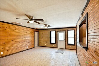 Building Photo - 1155 Farm To Market Rd 2722