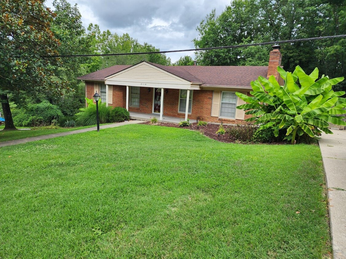 Primary Photo - 3 Bedroom, 2 Bathroom Home