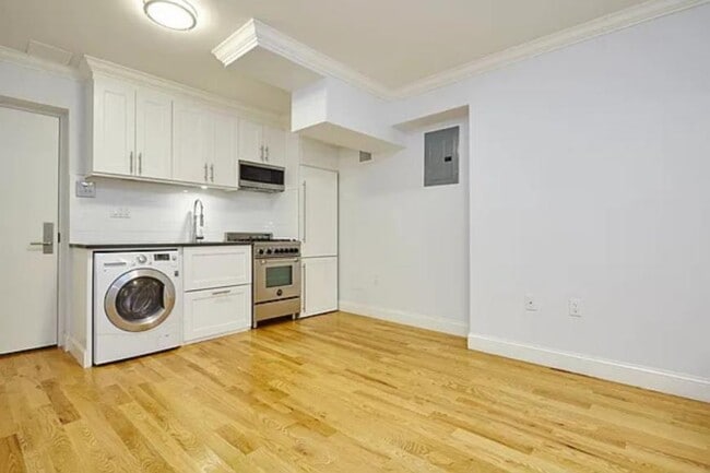 Building Photo - 2 bedroom in New York NY 10010