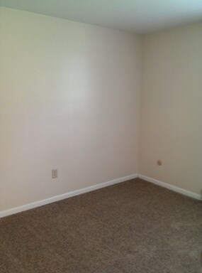 Building Photo - 134 Maynard Dr