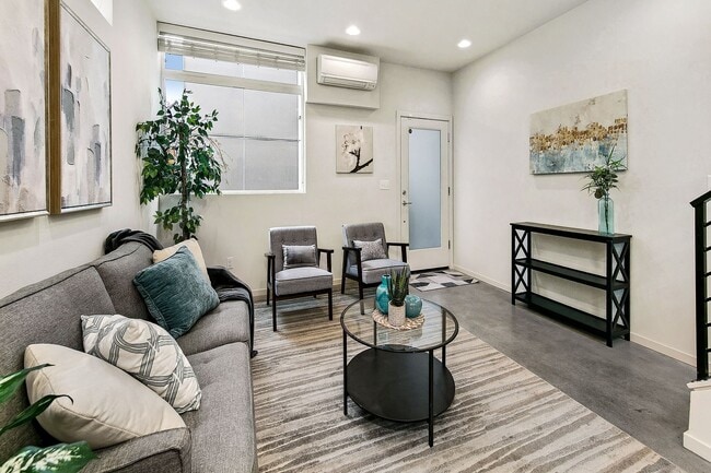 Foto del edificio - 3bd/1.75ba Seattle Townhouse