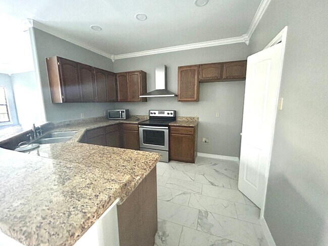 Building Photo - 8216 Casa Verde Rd
