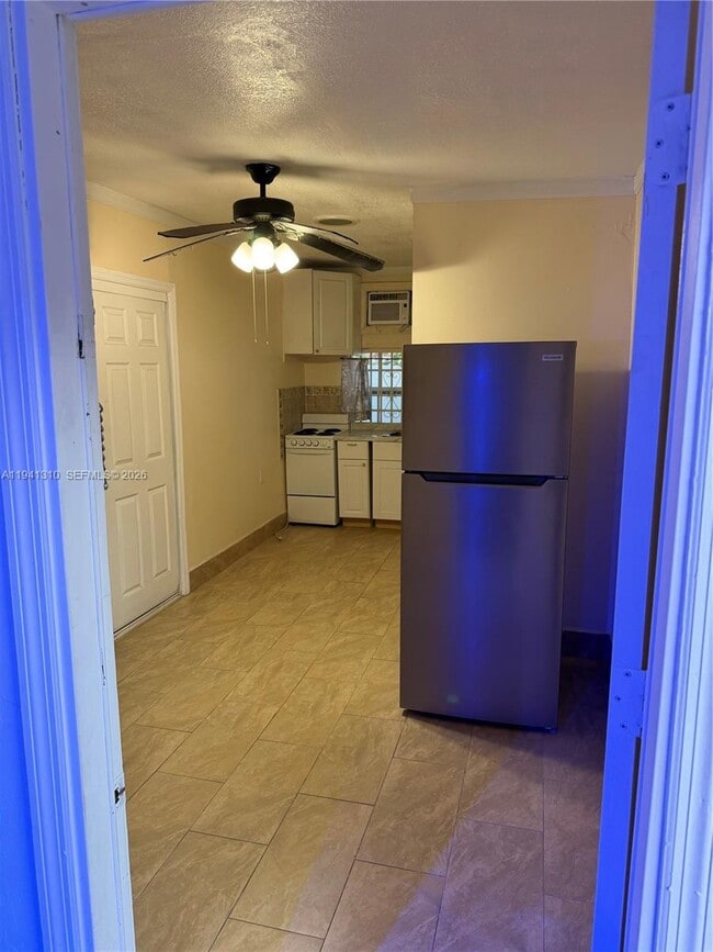 Foto del edificio - 2101 NW 105th Terrace