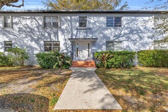 Building Photo - 7840 SW 55th Ave