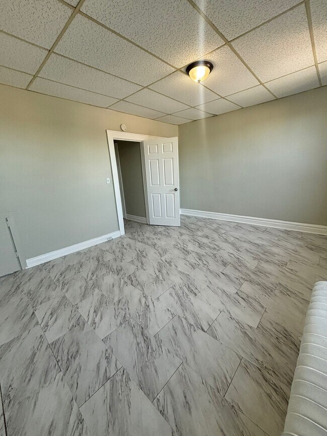 2 Avenida Columbia 304 - 28 Columbia Ave