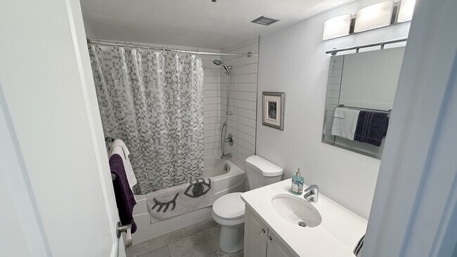 Photo du bâtiment - 405 5th Ave N