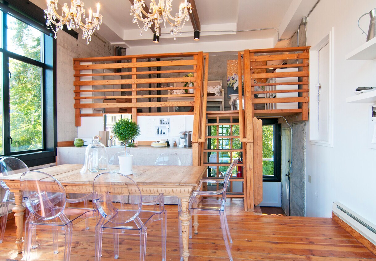 Foto principal - 1735 Westlake Ave N