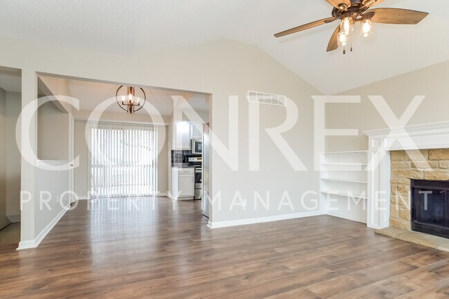 Building Photo - Wonderfully Updated 3 Bedroom