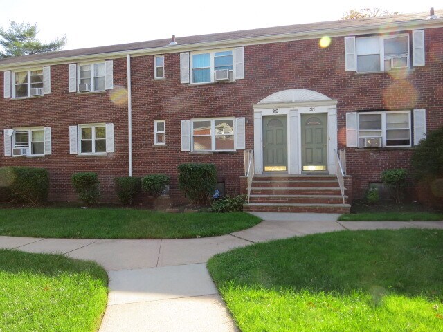 Exterior of unit - 29 Carolyn Ter