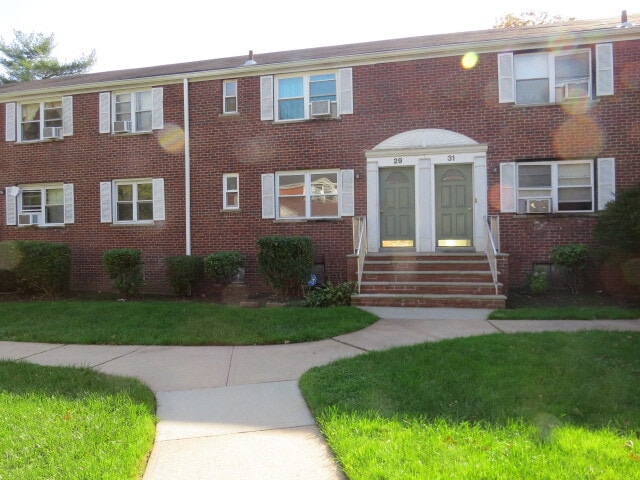 Exterior of unit - 29 Carolyn Ter