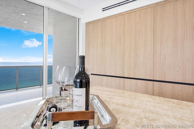 Foto del edificio - 3100 N Ocean Blvd