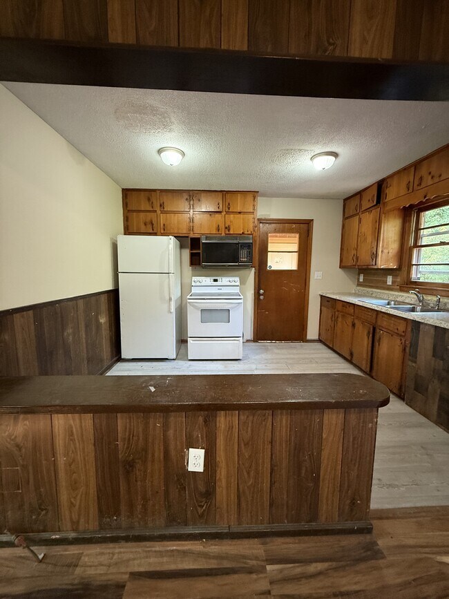 Foto del edificio - 317 Sunhill Rd NW