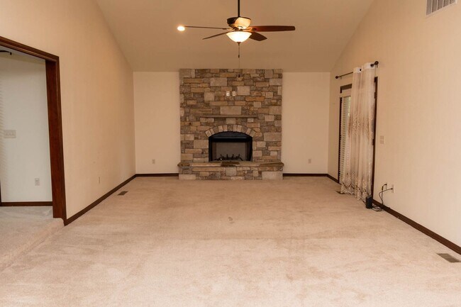 Foto del edificio - Beautiful Home In Chimney Hills Estates - Union School District!