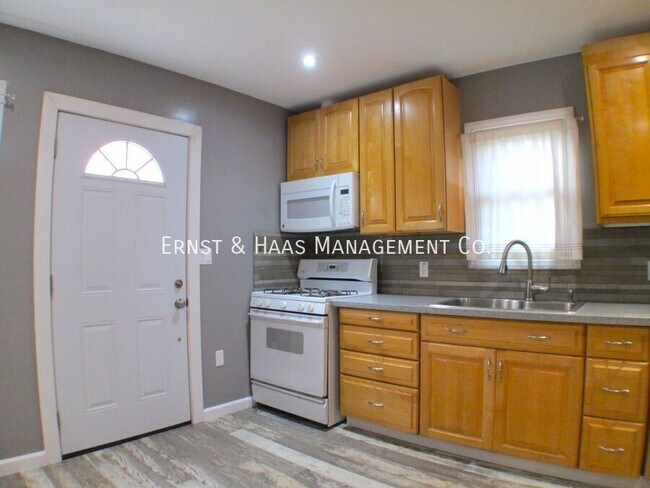 Foto del edificio - 3716 Orange Ave