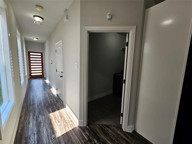 Building Photo - 2226 Dyson St