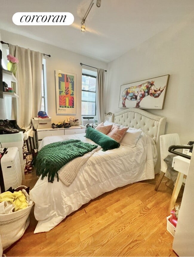 Foto del edificio - 1229 1st Ave