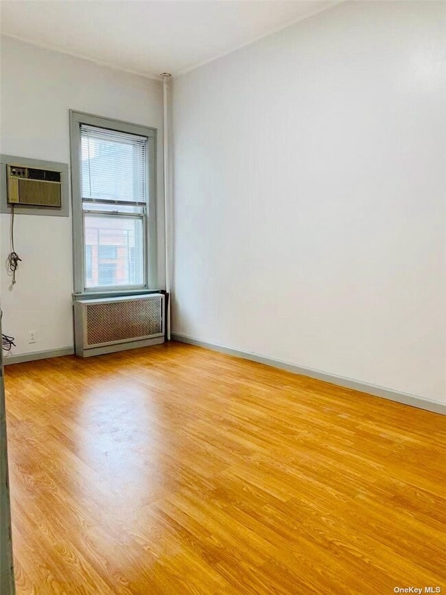 Building Photo - 38-31-38-30 30th St