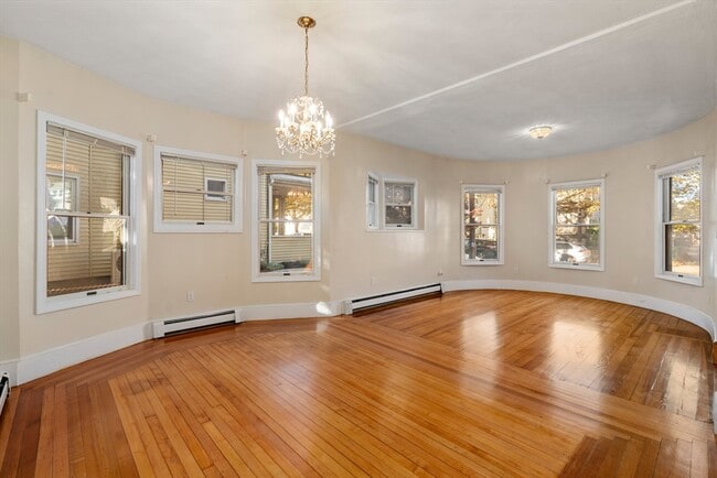 Building Photo - 76 Dexter Ave