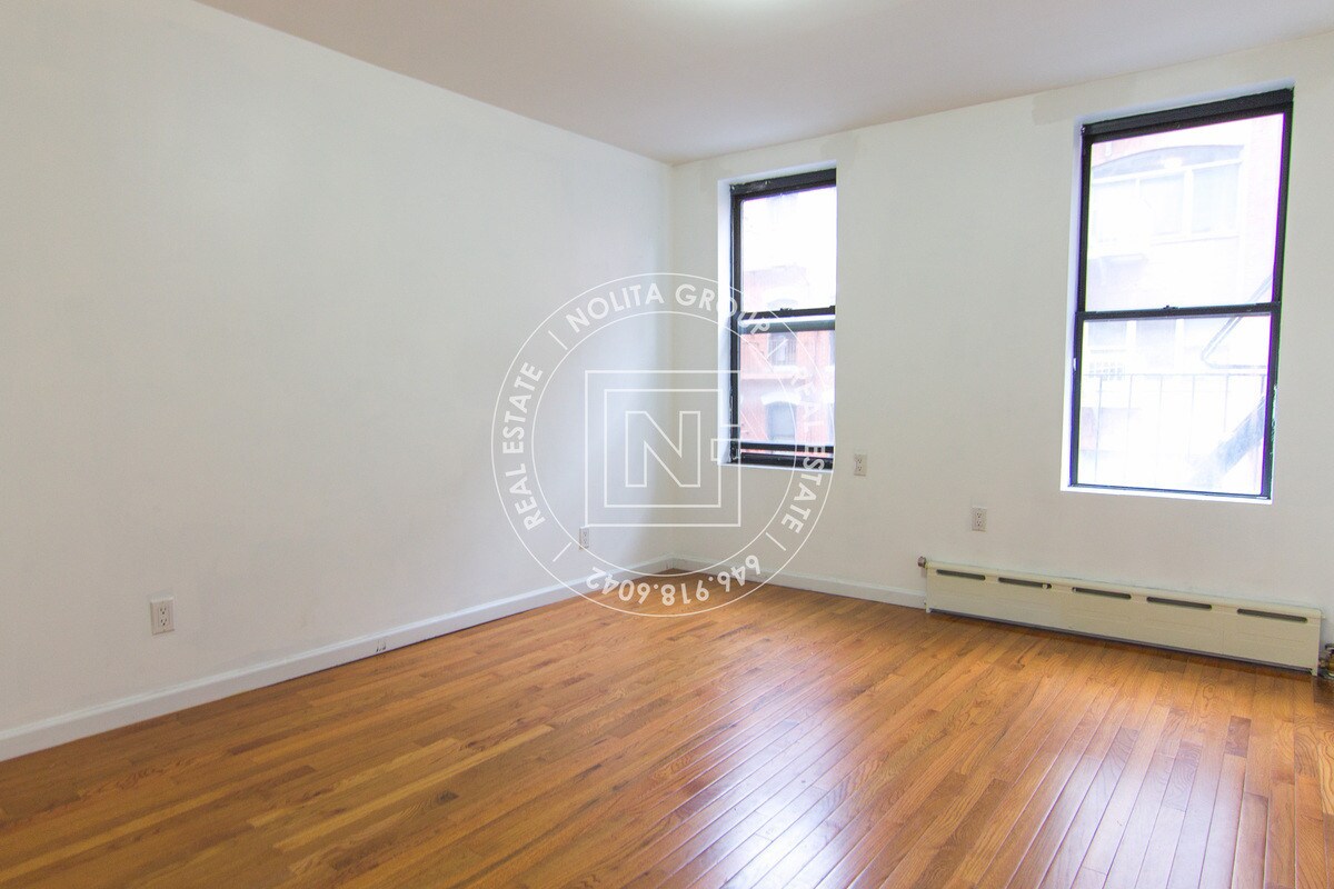 Primary Photo - 147 Orchard St