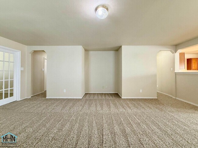 Building Photo - 3430 Ironwood Falls