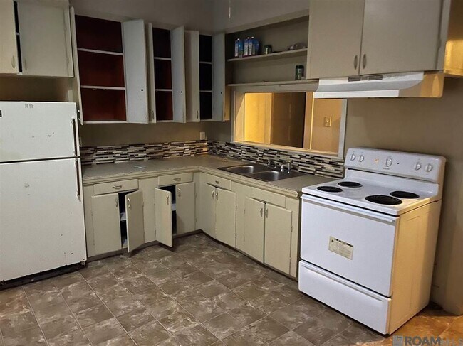 Foto del edificio - 2933 Dayton St