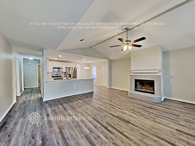 Building Photo - 1213 Glen Creek Dr